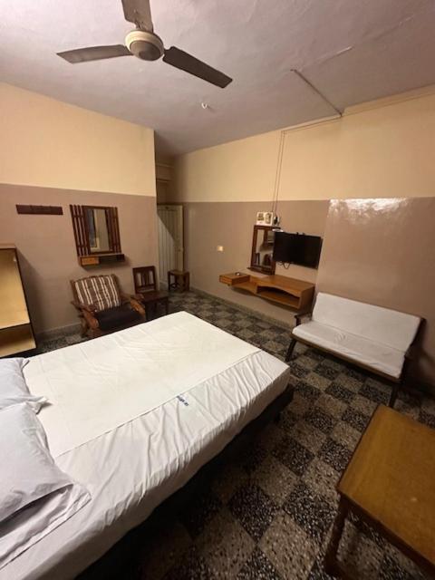 Sri Krishna Residency Hotel Vellore Eksteriør billede